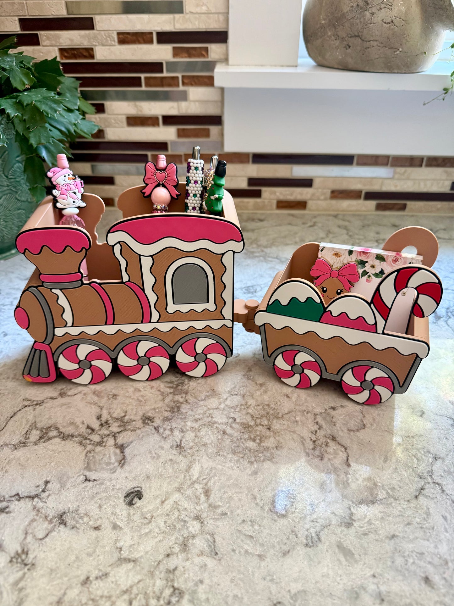 Gingerbread Pen Holder and Accessory Train
